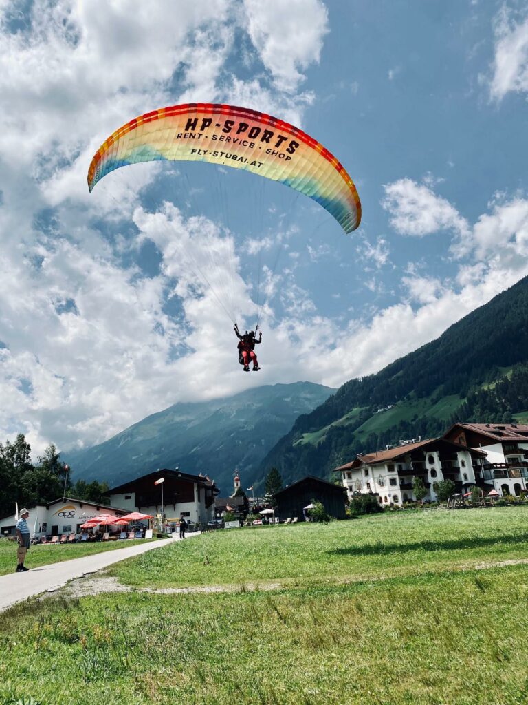 HP SPORTS paragliders
